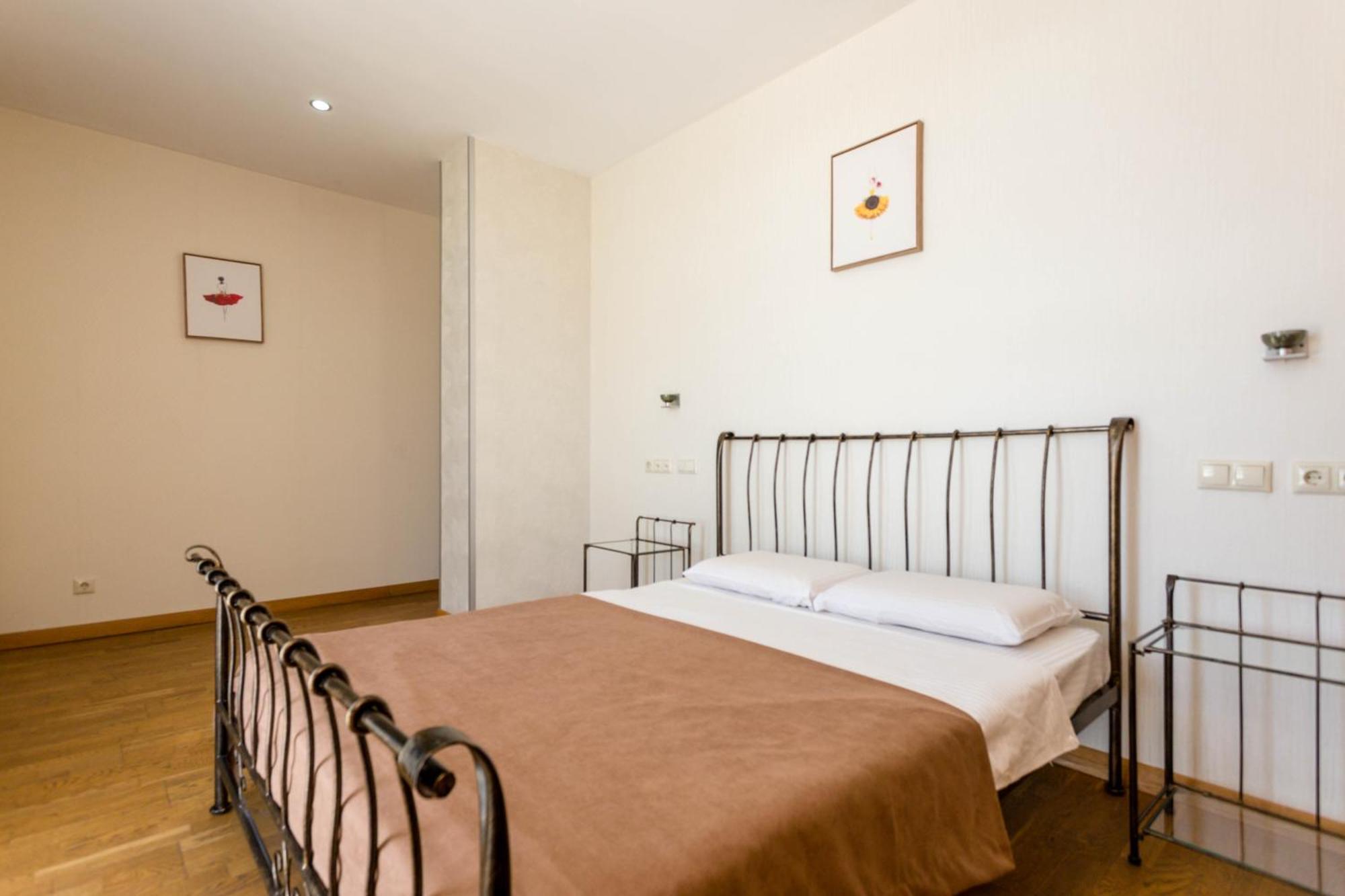 Apartment In The City Of Tbilisi Buitenkant foto